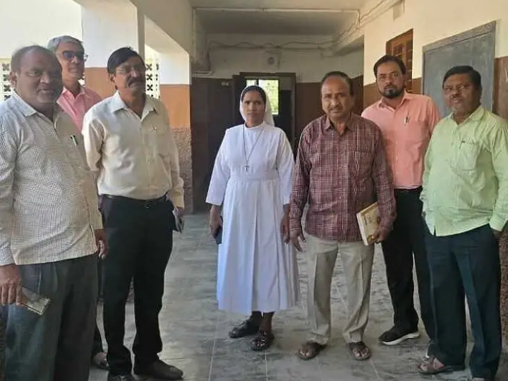 జిల్లా స్థాయి సైన్స్ ప్రదర్శన ఏర్పాట్లు పరిశీలన