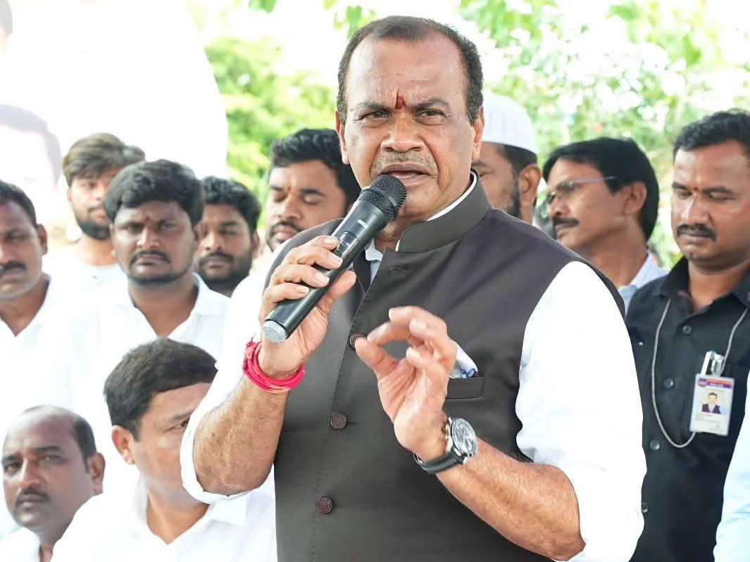 రైతులకు మంత్రి కోమటిరెడ్డి సూచన