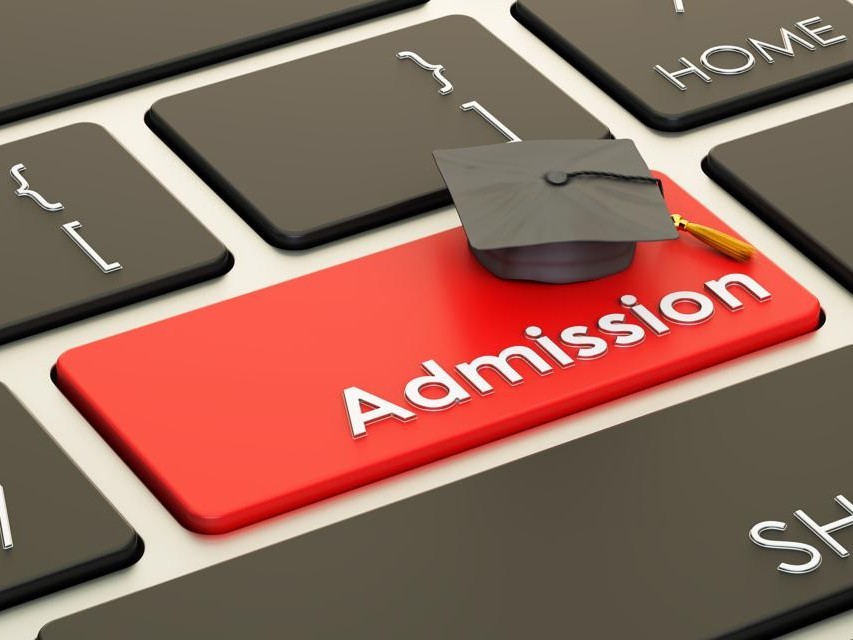 19న స్పాట్ అడ్మిషన్లు