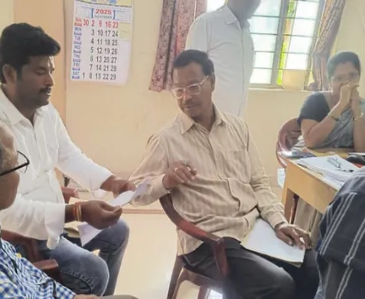 పులివెందులలో ఎస్టీ హాస్టల్ స్థలం కేటాయింపు