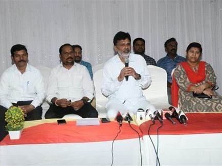 ఒక వర్గం బంద్…మరో వర్గం నిరసన…!