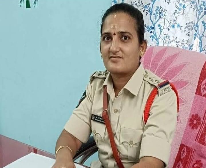 చెరువులో మహిళ మృతి దేహం లభ్యం