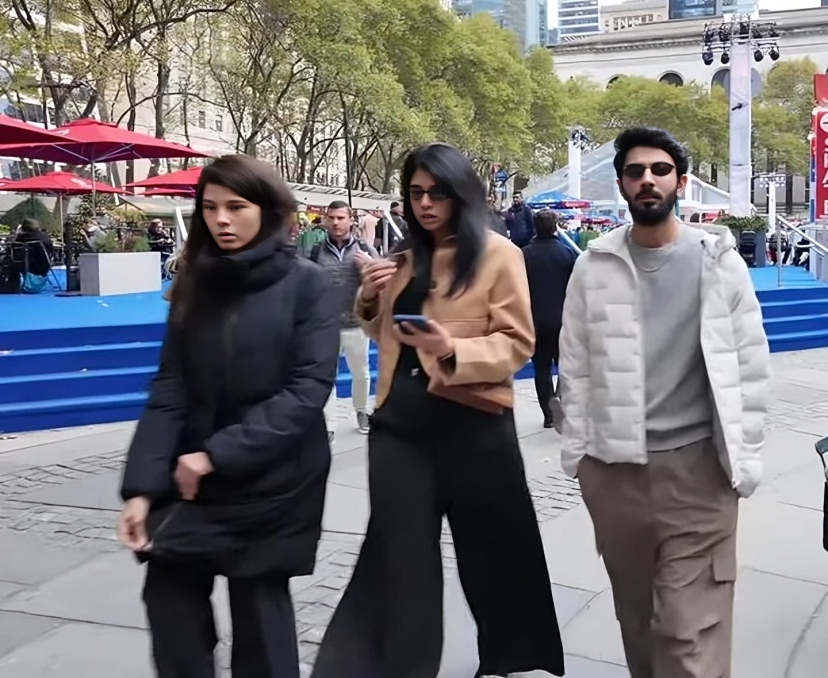 న్యూయార్క్‌లో అనిరుధ్‌తో కావ్య మారన్