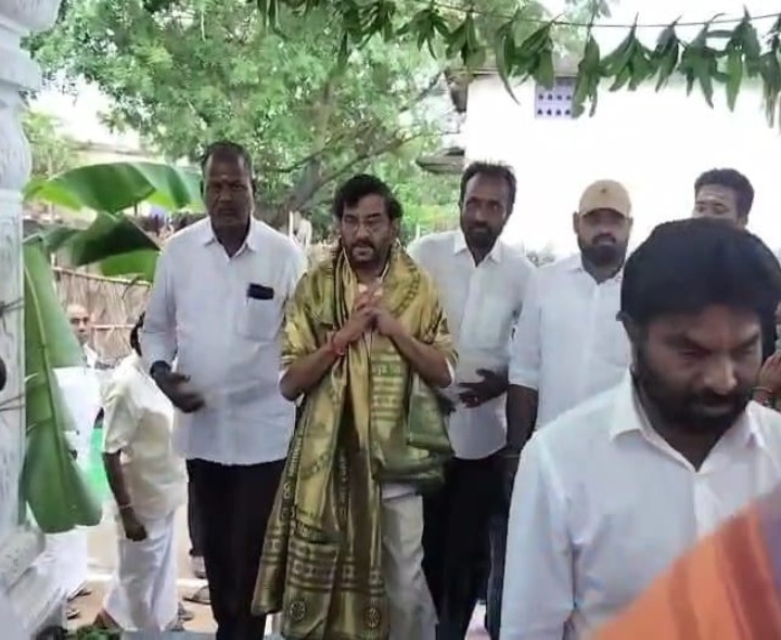 ఆలయ ప్రతిష్ట మహోత్సవంలో ఎమ్మెల్యే సోమిరెడ్డి