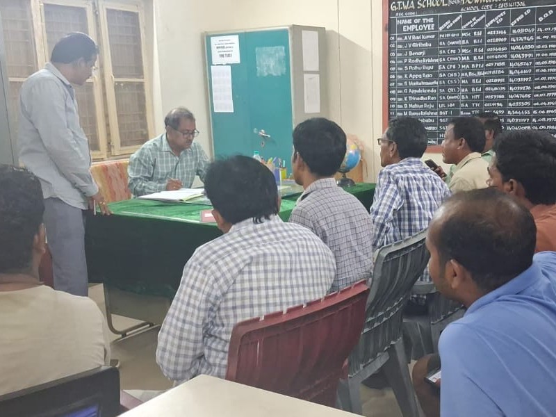 ‘విద్యార్థుల వ్యక్తిగత హాజరు 75శాతం తగ్గకుండా చూడాలి’