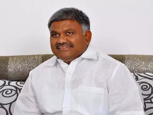 కేతిరెడ్డి పెద్దారెడ్డిపై కేసు నమోదు