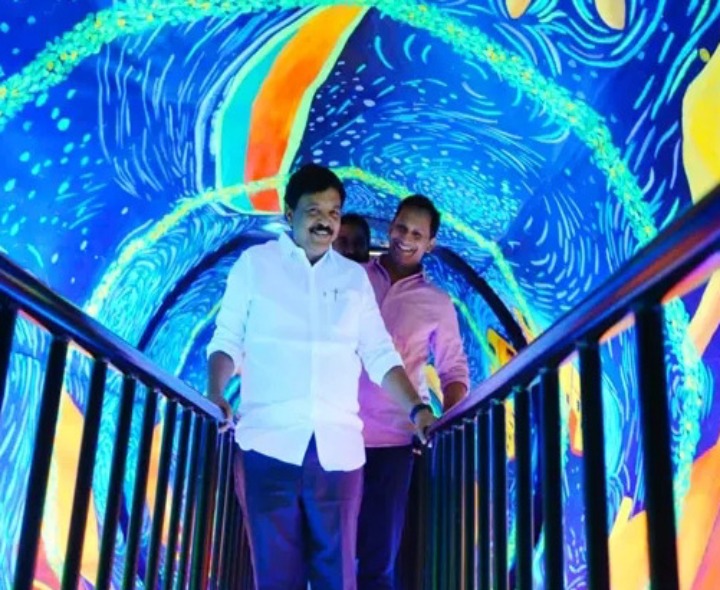 వైజాగ్‌ లైట్‌ ఆర్ట్‌ థీమ్‌ పార్కు అద్భుతం: మంత్రి దుర్గేష్‌
