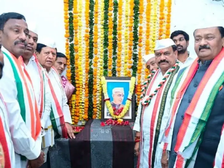 జిల్లా కాంగ్రెస్ భవన్‌లో నెహ్రు జయంతి వేడుకలు