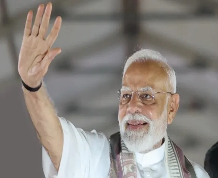 సాయంత్రం కార్యకర్తలను ఉద్దేశించి మోదీ ప్రసంగం