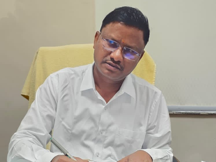 నిర్మల్‌లో అండర్ 17 క్రికెట్ ఎంపిక పోటీలు