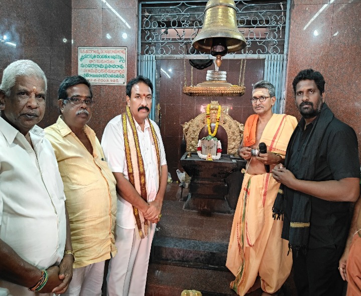 లక్షపత్రి పూజలో పాల్గొన్న ఎమ్మెల్యే