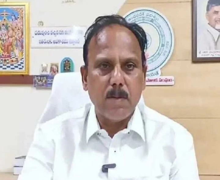 ‘ఎగ్జిబిషన్ కాంట్రాక్టర్ నుంచి రూ.1.87 కోట్లు వసూలు’