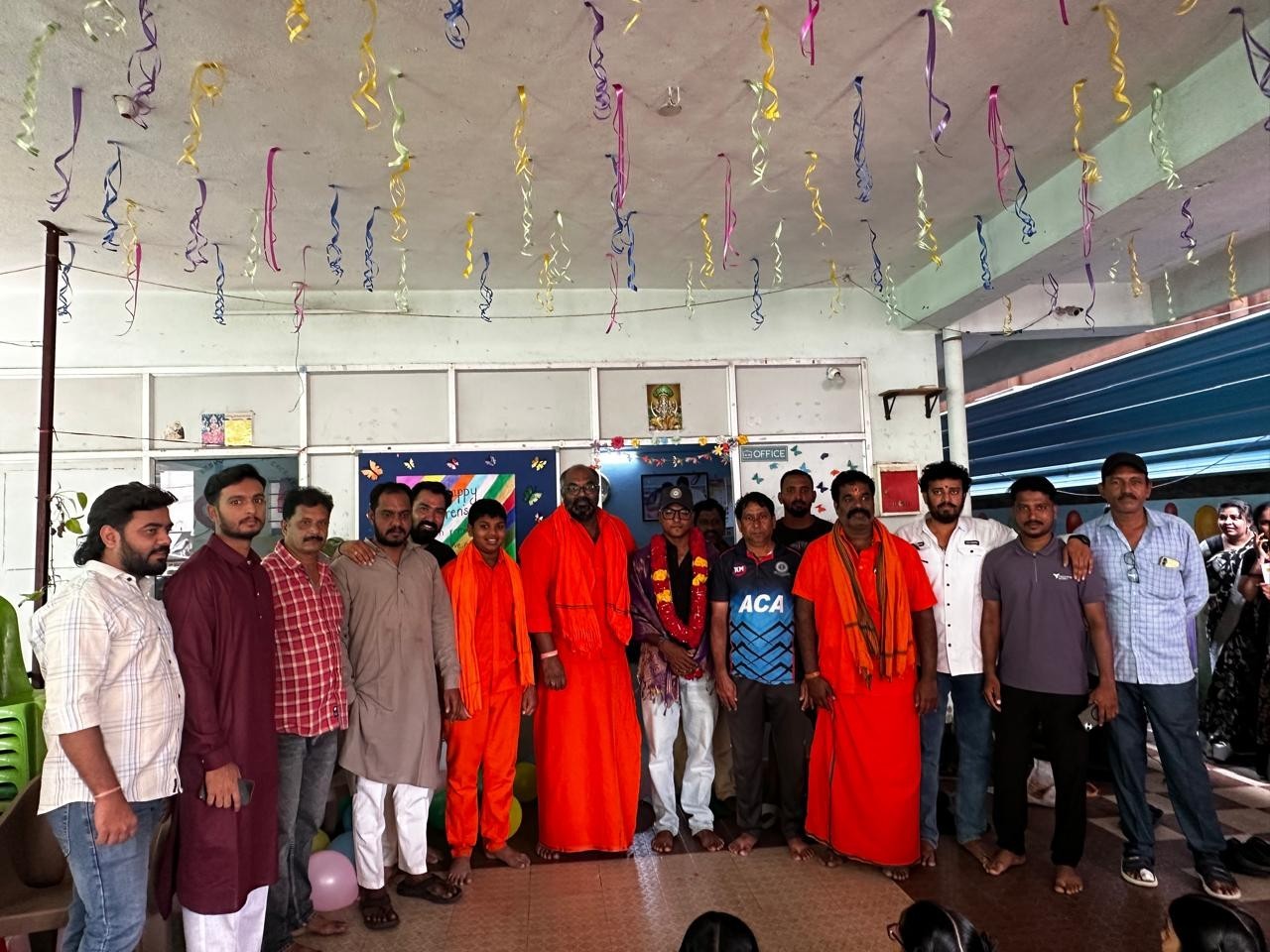 క్రాంతి కుమార్‌ను సన్మానించిన టీడీపీ నాయకులు