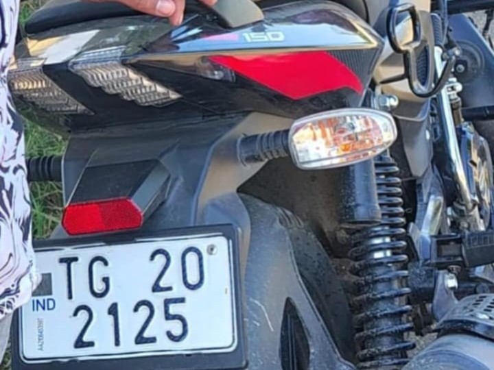 పల్సర్ బైక్ చోరీ