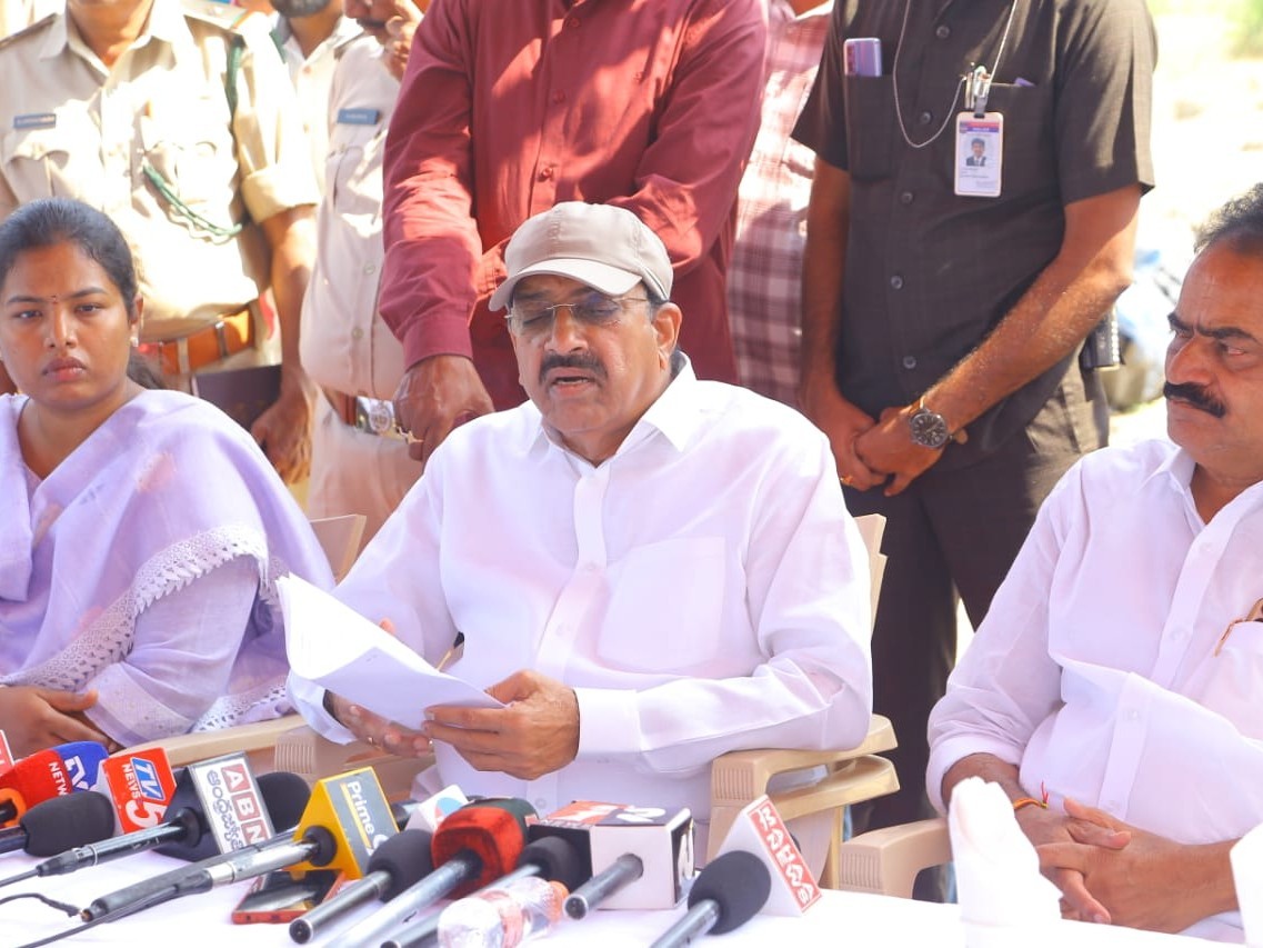 ఆయిల్ పామ్ సాగు రైతులకు లాభదాయకం: మంత్రి తుమ్మల