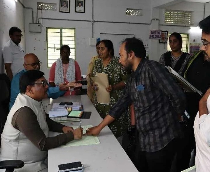 ‘అధికారులు నిర్లక్ష్యంగా వ్యవహరిస్తే చర్యలు తప్పవు’