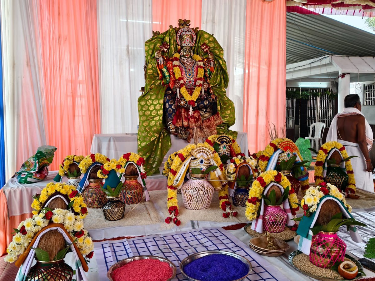 ఘనంగా మహాలక్ష్మమ్మ విగ్రహ ప్రతిష్ట మహోత్సవం