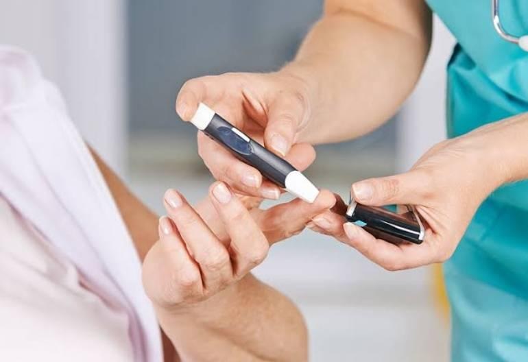 డయాబెటిస్ ఉంటే కనిపించే లక్షణాలు