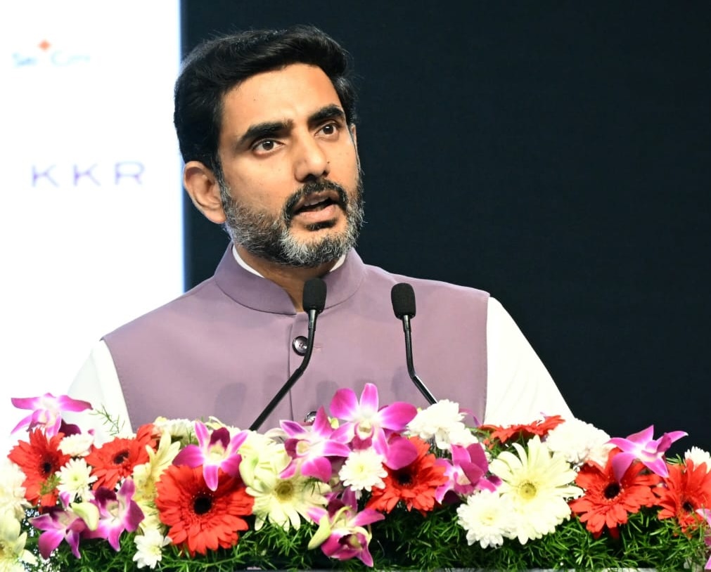 భారత్ బయోటెక్ ఎండీతో లోకేష్ భేటీ