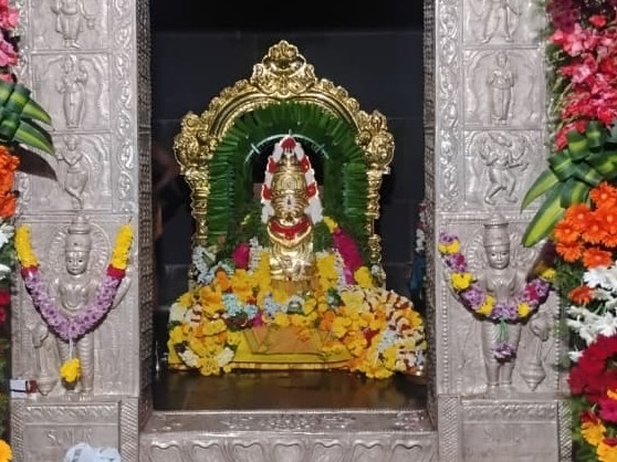 మద్దిలేటి స్వామి ఆలయంలో పోటెత్తిన భక్తులు