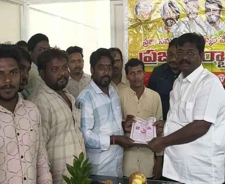 బేతాళ స్వామి ఉత్సవాలకు ఎమ్మెల్యేకు ఆహ్వానం