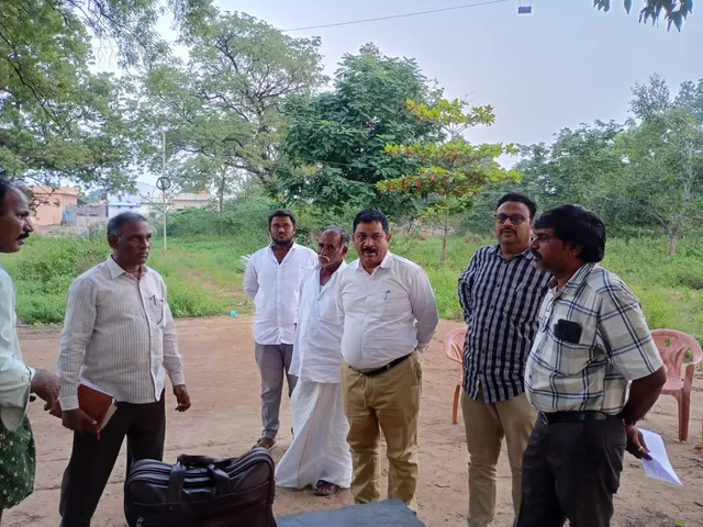 సబ్‌స్టేషన్ భూమి కబ్జాకు యత్నం