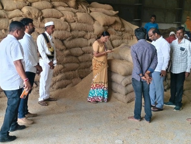 రైస్ మిల్లు తనిఖీ చేసిన అదనపు కలెక్టర్