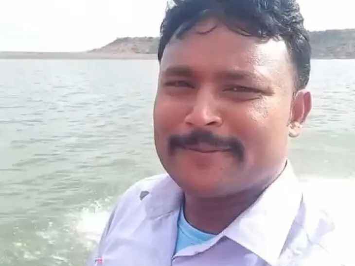 గుండెపోటుతో టీచర్ మృతి