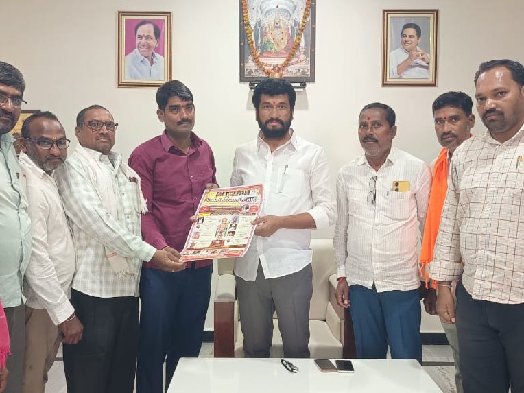 ఎమ్మెల్యేను ఆహ్వానించిన లింగాపూర్ గ్రామస్తులు