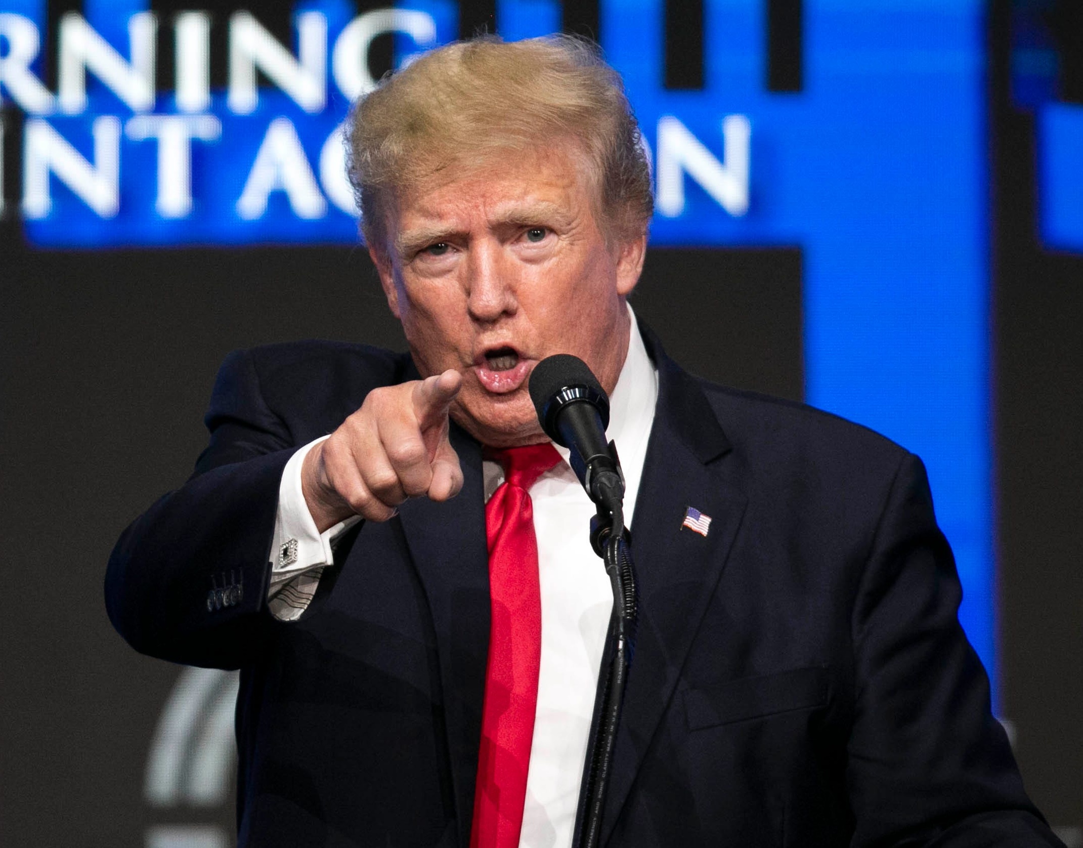 BBCకి ట్రంప్‌ మరో షాక్‌