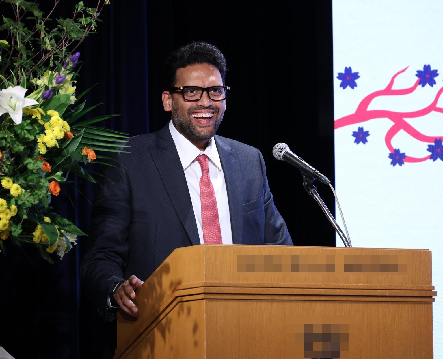 రేమండ్ సంస్థ పెట్టుబడులు సంతోషకరం: టీజీ భరత్