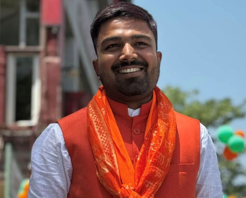 96 లక్షల మంది ఫాలోవర్లు.. అయినా ఓటమి