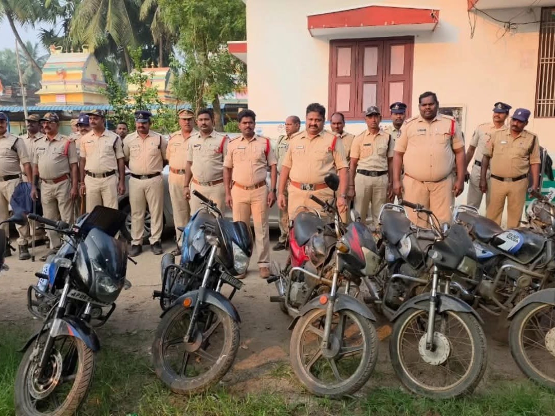 జిల్లా వ్యాప్తంగా కార్డెన్ సెర్చ్