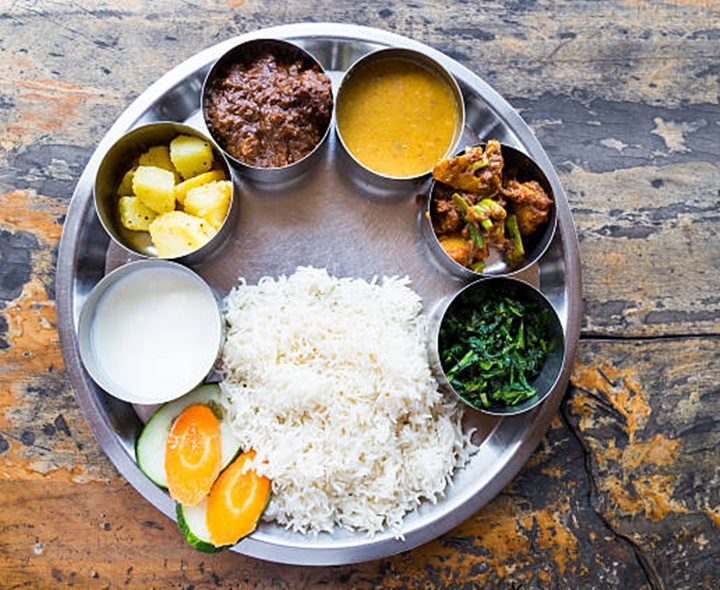 హెల్తీగా ఉండాలంటే.. ఏ టైంలో భోజనం చేయాలి?