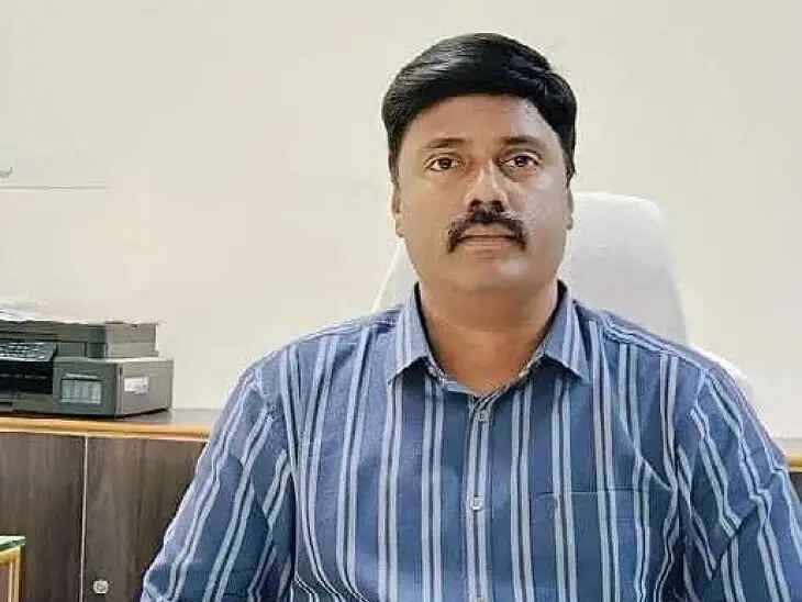 క్రమబద్ధీకరణ కోసం దరఖాస్తు చేసుకోండి: కమిషనర్