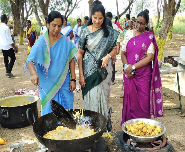 ‘సాంప్రదాయాలను కాపాడాలి’