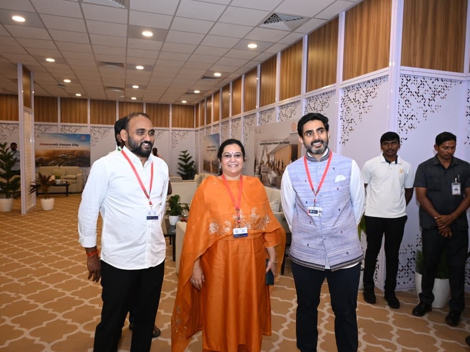 రెండో రోజు సీఐఐ సదస్సులో పాల్గొన్న ఎమ్మెల్యే