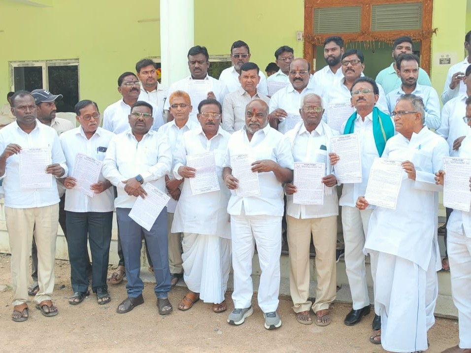 ‘అన్నదాతకు న్యాయం జరిగేంతవరకు బీఆర్ఎస్ పోరాటం’