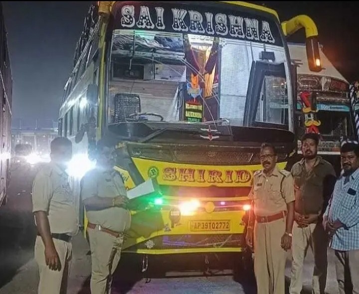 72 ప్రైవేటు బస్సులపై కేసులు.. రూ. 7.65 లక్షల జరిమానా