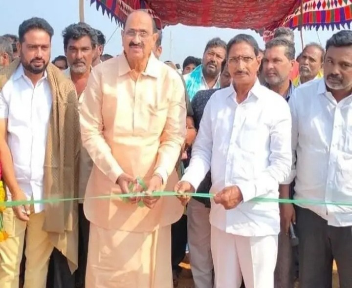 దీర్ఘకాల రహదారి సమస్య పరిష్కారమైంది: ఎమ్మెల్యే