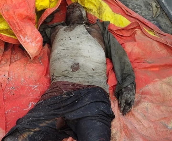 కంప్రెషన్ బండి బోల్తాపడి వ్యక్తి మృతి