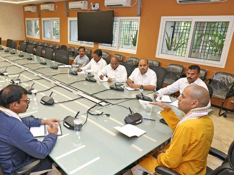 తిరుమలలో మరింత ఆకర్షణీయంగా సూచిక బోర్డుల ఏర్పాటు