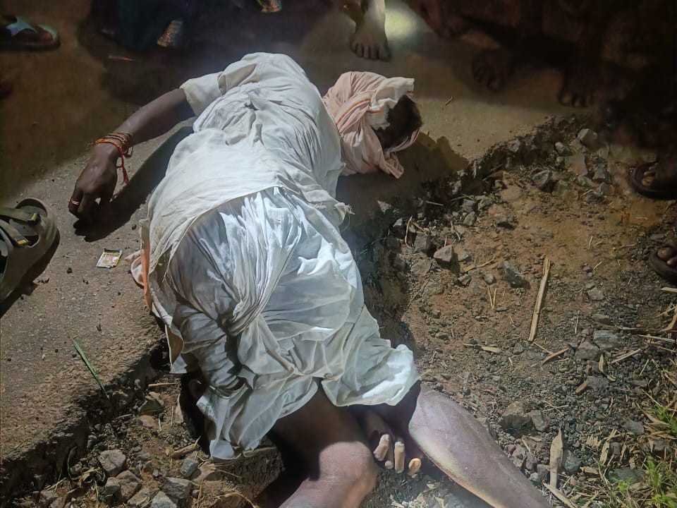 అదుపు తప్పి బోల్తా పడిన ఆటో.. వ్యక్తి మృతి