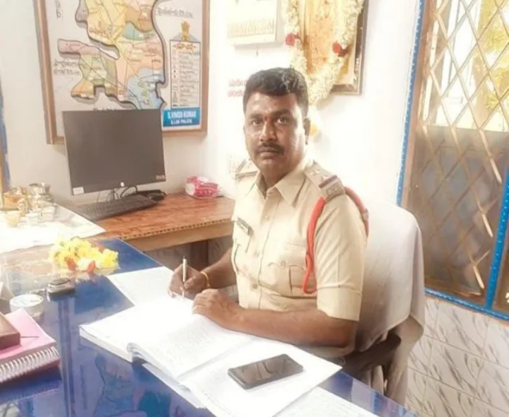 దువ్వూరు నూతన ఎస్సైగా బాధ్యతలు స్వీకరణ