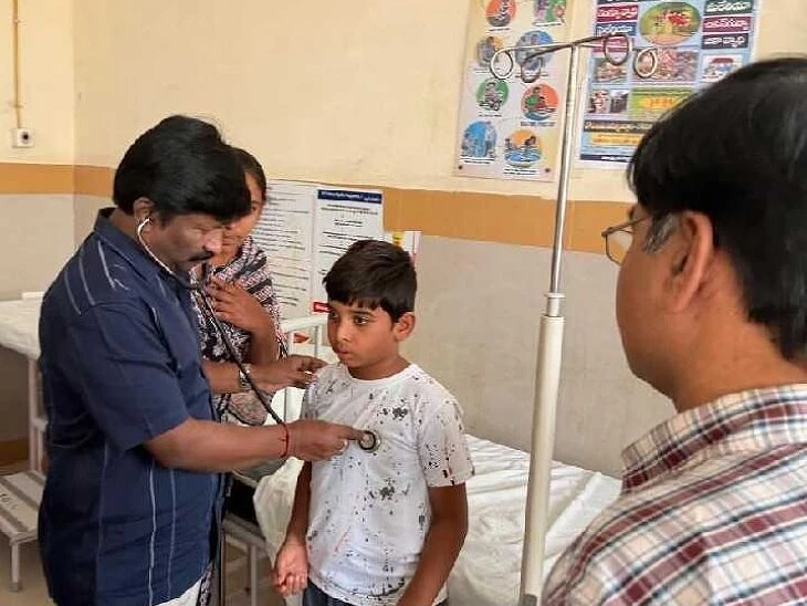 ఏరియా దవాఖానను సందర్శించిన డీఎంహెచ్వో.!