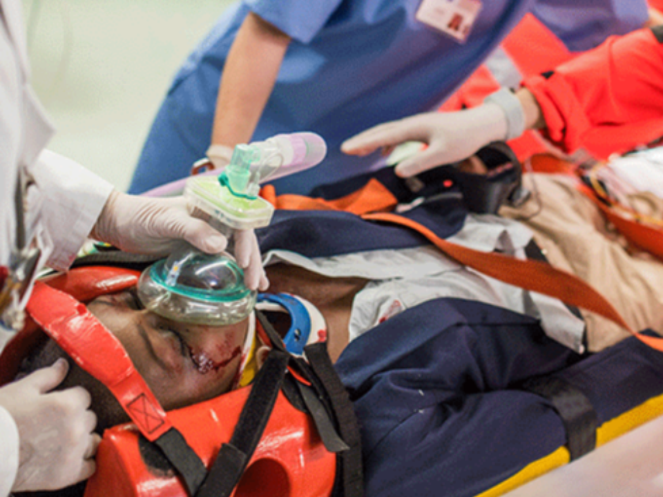 గోల్డెన్ అవర్ మిస్ అయితే గండమే..!