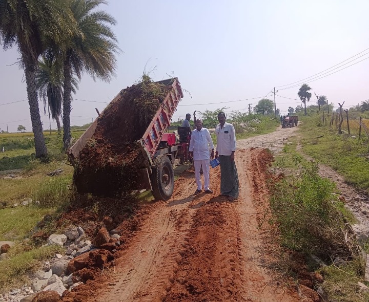 ఆమలూరు- చేపూరు రోడ్డుకు మరమ్మతులు