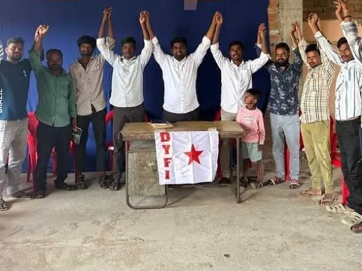 ‘జిల్లా కేంద్రంలో క్రీడా మైదానం ఏర్పాటు చేయాలి’