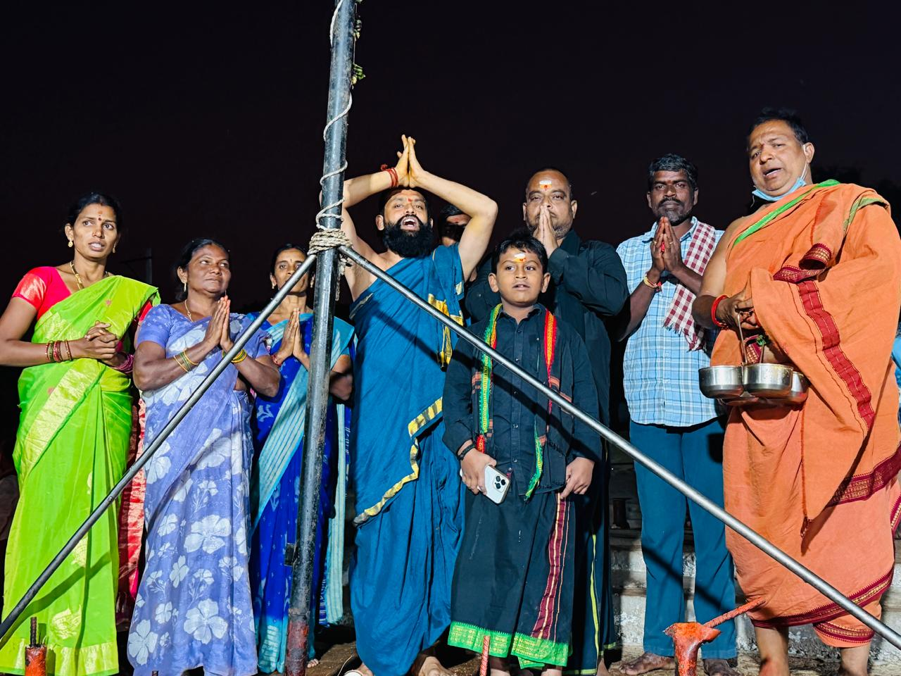 ఏడుపాయల ఆలయంలో ఆకాశదీపం