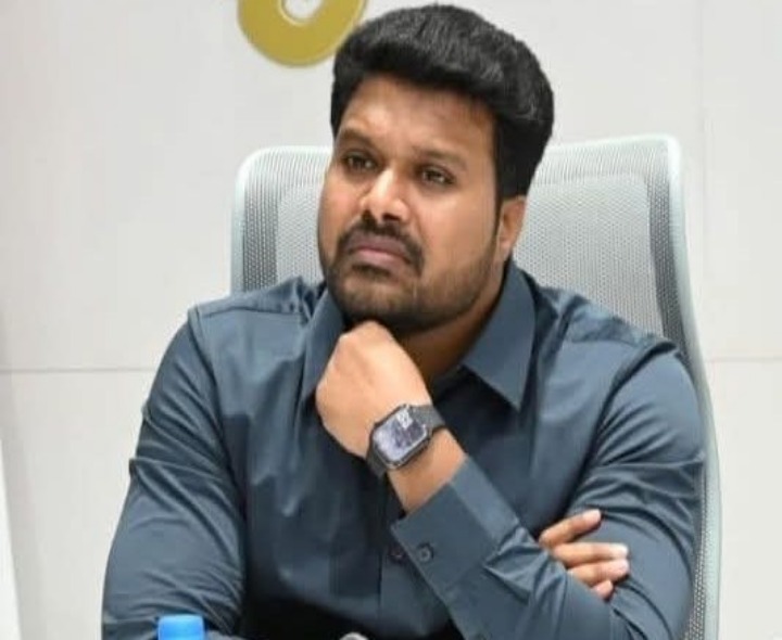 రేపు కలెక్టరేట్‌లో పీజీఆర్ఎస్ కార్యక్రమం: కలెక్టర్